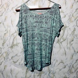 Aztec off the shoulder tank/tee